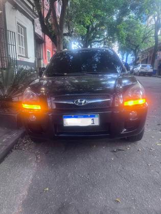 HYUNDAI TUCSON 2.0 MPFI GLS 16V 143CV 2WD GASOLINA 4P AUTOMÁTICO